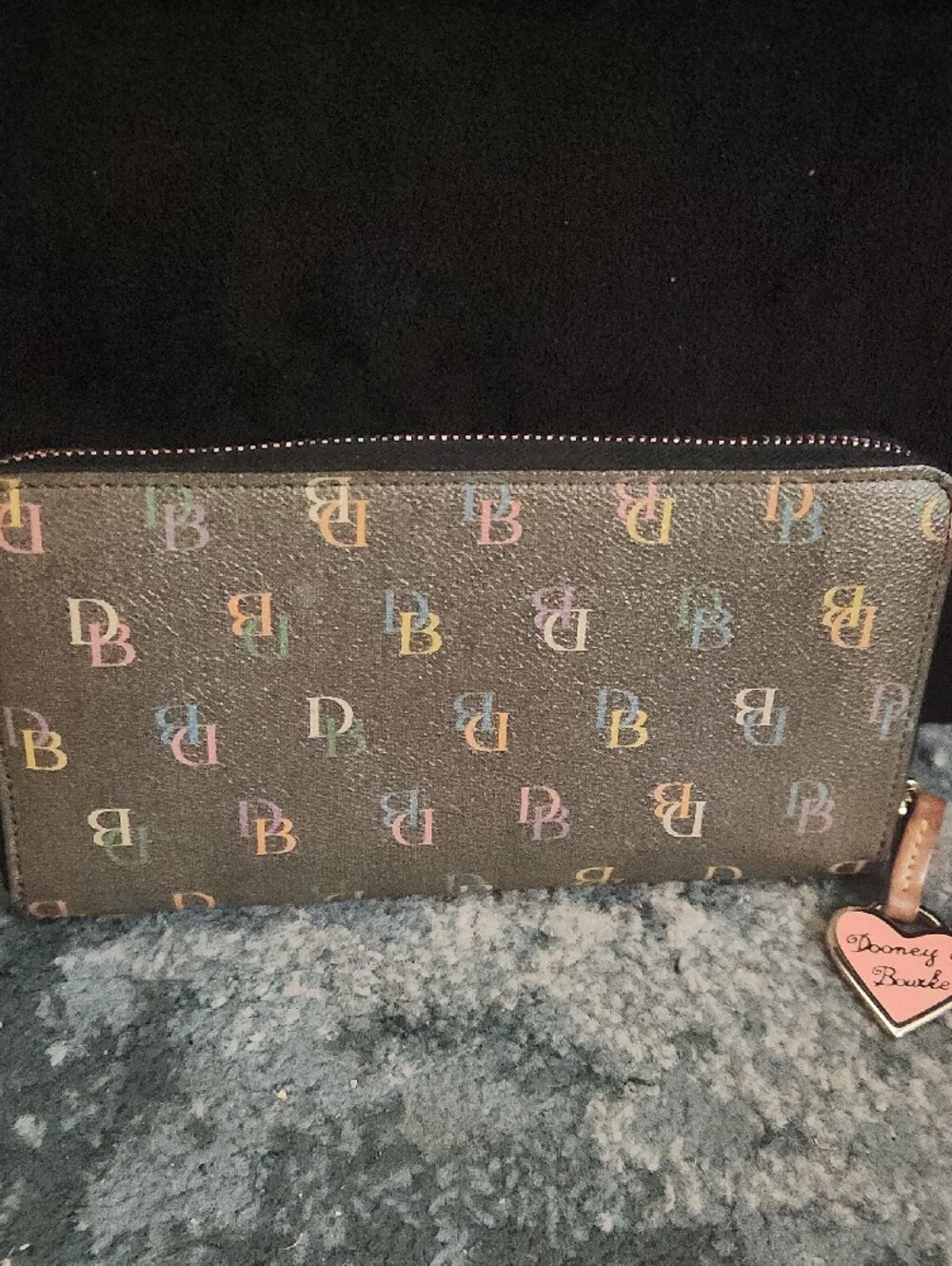 Dooney & BourkeY2K Vintage Black Wallet with Multicolor DB Logo - Picture 4 of 5